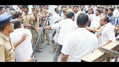 Kerala Student's Union members hurt during election clash