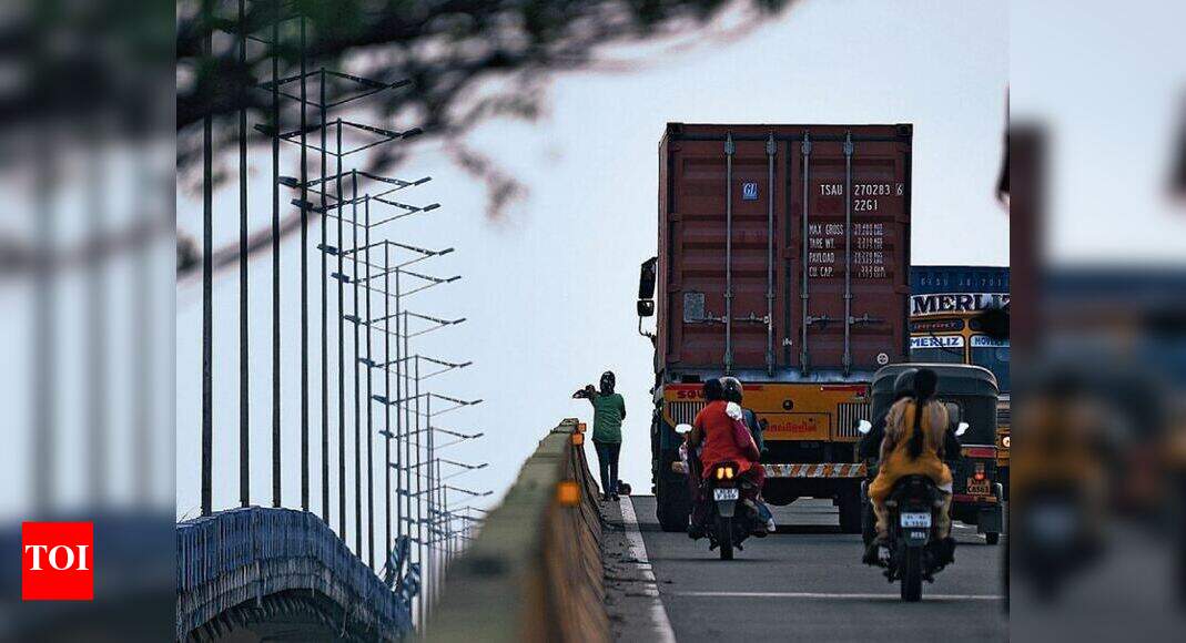A death shrouded in mystery | Kochi News - Times of India