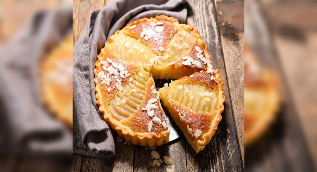 Pear Pie Recipe: How to Make Pear Pie Recipe | Homemade Pear Pie Recipe