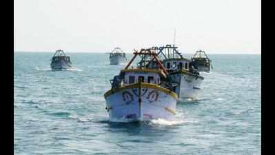 Sri Lankan naval agencies detain 16 Indian fishermen