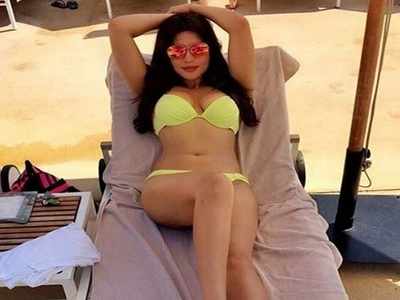 Shama Sikander's throwback yellow bikini picture will make your day - Times  of India