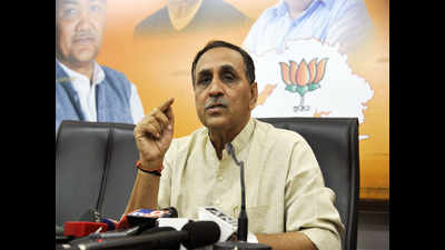 Elected sarpanchs, deputy sarpanchs meet Gujarat chief minister