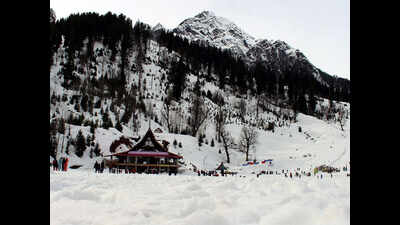 Border Roads Organisation starts snow clearance operation on Manali-Leh highway