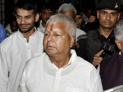 Mayawati and Mulayam should join hands in UP to defeat BJP in 2019 elections, says Lalu Prasad
