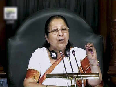 Flying ban on Sena MP: Speaker Sumitra Mahajan pitches for 'amicable resolution'