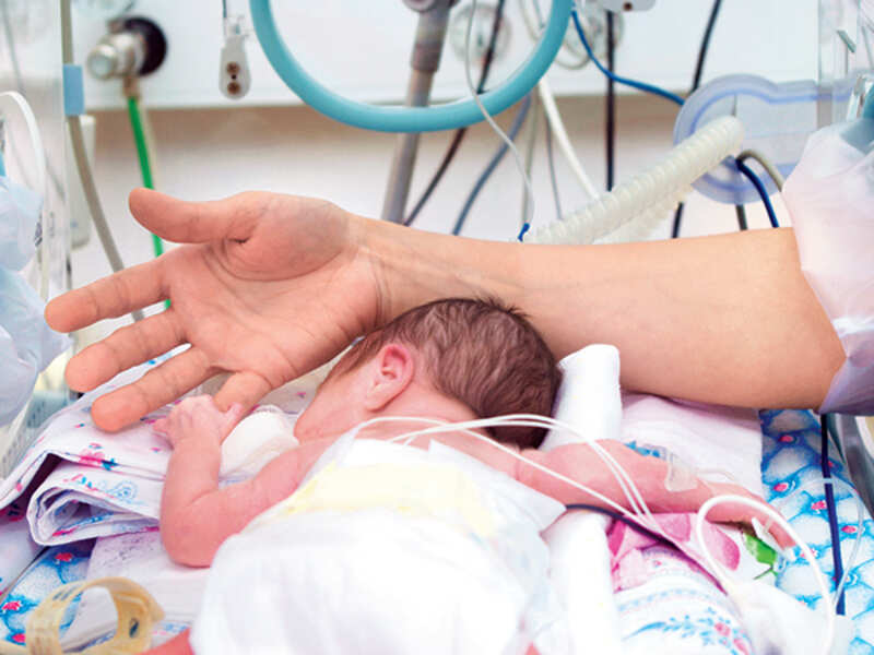 premature baby care in hindi