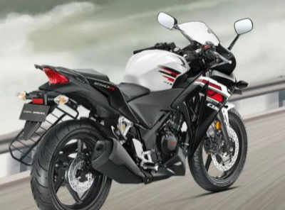 Bs 4 discount two wheelers offers