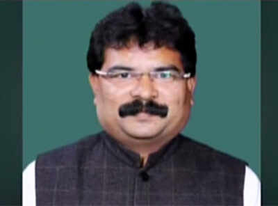 The other Gaikwad who has to face Air India brunt