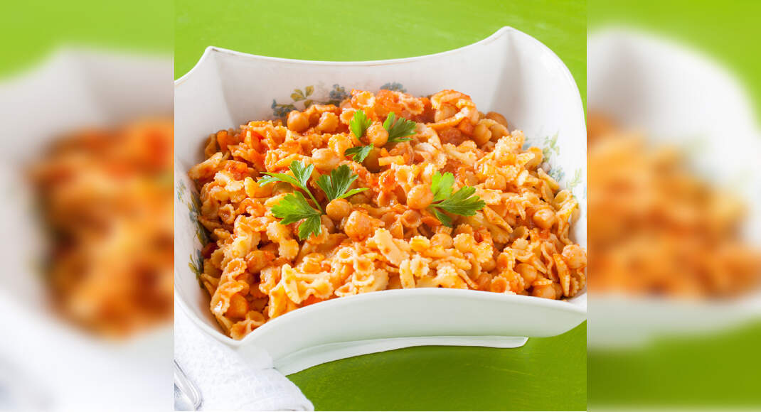 Pasta e Ceci (Pasta with Chickpeas) Recipe: How to Make Pasta e Ceci (Pasta with Chickpeas) Recipe |