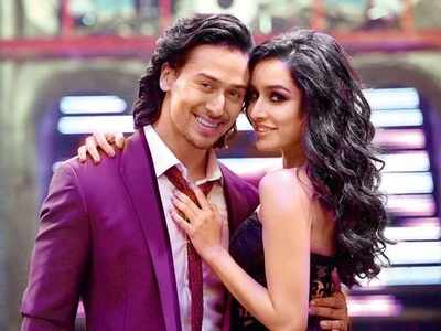 'Baaghi' co-stars Shraddha Kapoor and Tiger Shroff reunite for opening ceremony of IPL 2017