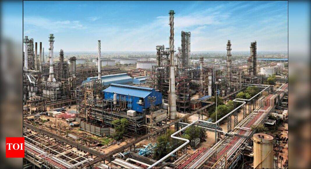 Oil Pilferage Mathura oil pilferage Loss is only 44 kilo liters