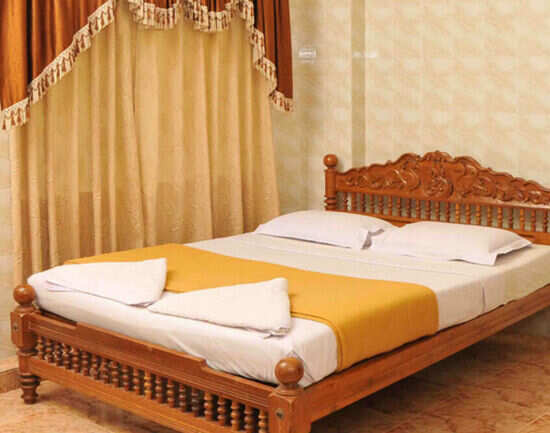 Lake Palace Family Resort