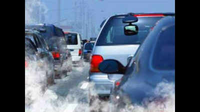 3 out of 4 Delhi vehicles skip pollution test: EPCA report