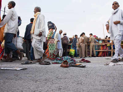 Woman dies in stampede during Ram Navami mela in Ayodhya