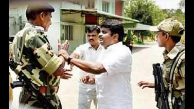 I-T raids point to Tamil Nadu CM, five ministers