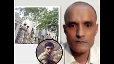 Mumbai: Family of Kulbhushan Jadhav leaves its apartment for an undisclosed location