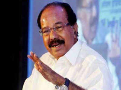 Cong's Veerappa Moily backs EVMs, calls opposition's protest 'defeatist'