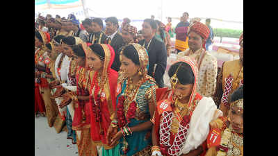 Inter-state mass marriage: East meets west in matrimony