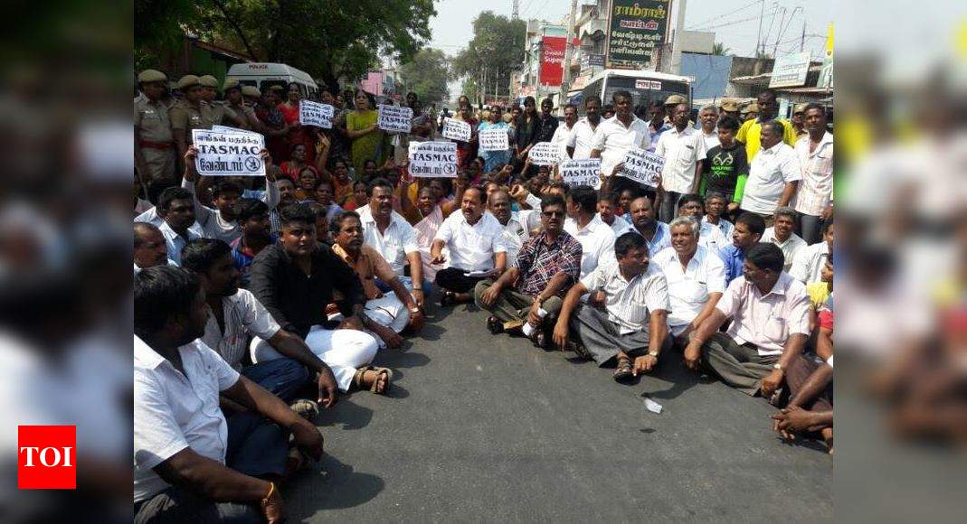 Anti-Tasmac shop protesters block road near Vellore | Chennai News ...