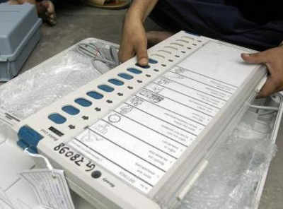 Election Commission throws 'open challenge': From first week of May, try and hack our EVMs