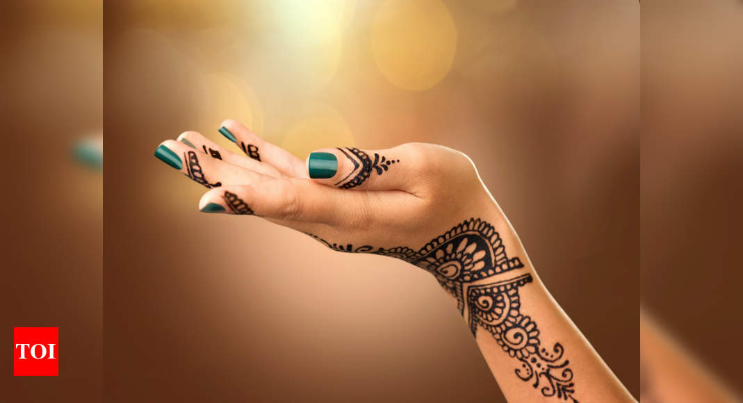 Few Popular Arabic Mehndi Designs Types