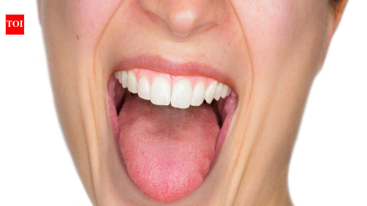 What happens when you don't clean your tongue everyday | The Times of India