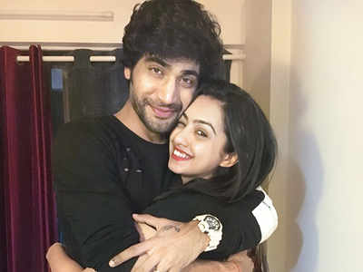 Abigail Pande moves in with beau Sanam Johar