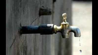 Water shortage anger at private maintenance agencies