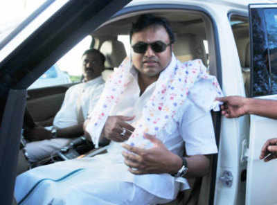 ED issues notice to Karti Chidambaram for forex violations