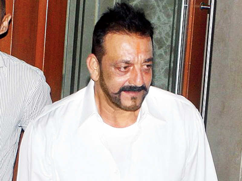 Sanjay Dutt: Sanjay Dutt’s arrest warrant cancelled | Hindi Movie News ...