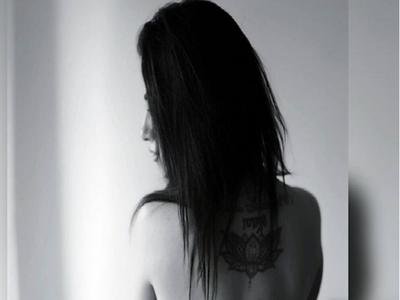 Ex Bigg Boss contestant Priya Malik goes bold in this bare back picture