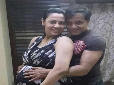 Gouri and Yash Tonnk share their baby girl’s first picture