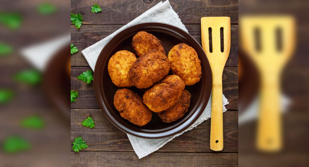 Bread Patties Recipe: How to Make Bread Patties Recipe | Homemade Bread Patties Recipe