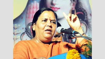 Uma Bharti discusses Ganga clean-up with Uttarakhand minister