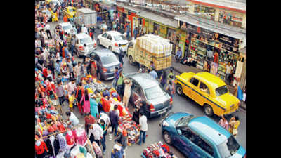 New Market hawkers pushed back, shoppers reclaim road