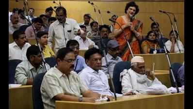 Mayor assures citizens to keep rivers, Nagpur areas clean