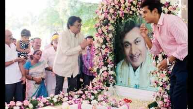 Rajkumar: Children to learn about Rajkumar in textbooks from this ...
