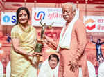 Vyjayanthimala receives award