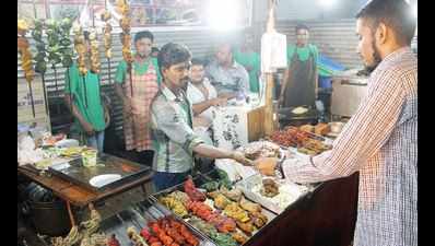 Failing to woo customers, Urban Haat to go into private hands