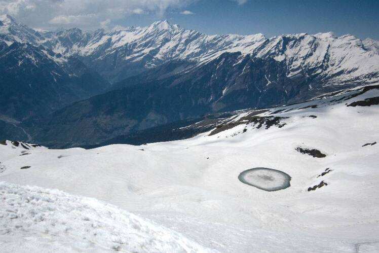 Bhrigu Lake