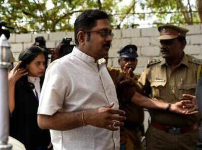 Dinakaran: Dhinakaran Sent To 5-day Police Custody | India News - Times ...