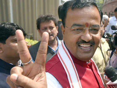 Maurya advises Akhilesh to accept peoples' rejection and rest at home