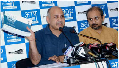 MCD election results: AAP's Delhi unit convenor Dilip Pandey quits