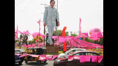 <arttitle><sup/>Warangal gears up for 16th TRS anniversary</arttitle>