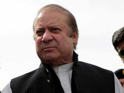 Nawaz Sharif sacks trusted aide over news leak scandal