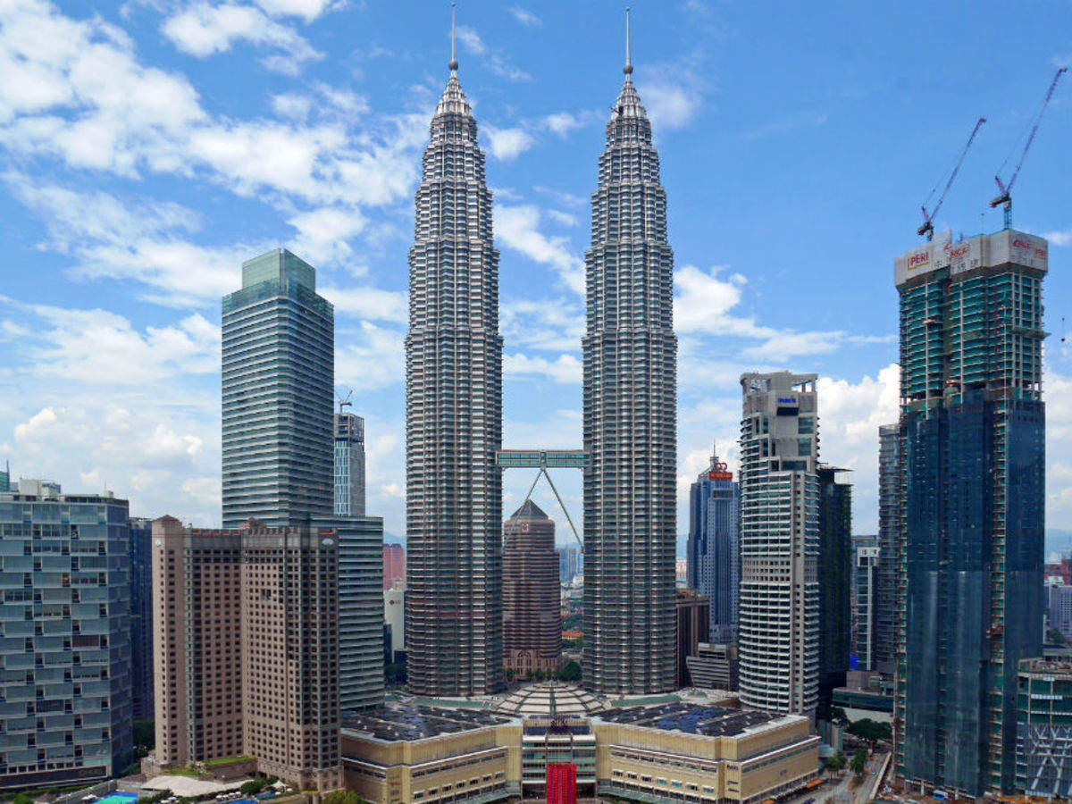 Petronas Twin Towers Kuala Lumpur Get The Detail Of Petronas Twin Towers On Times Of India Travel