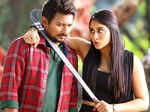 Tamil film Saravanan Irukka Bayamaen stills