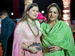 Reshma Kattar Bhagat with Sonal Jain pose for a picture