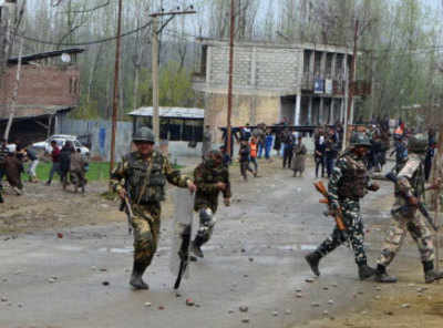 Exposed: How the ISI funds stone-pelters in Kashmir via Hurriyat