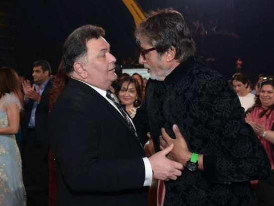 Amitabh Bachchan and Rishi Kapoor to play father-son in their next?
